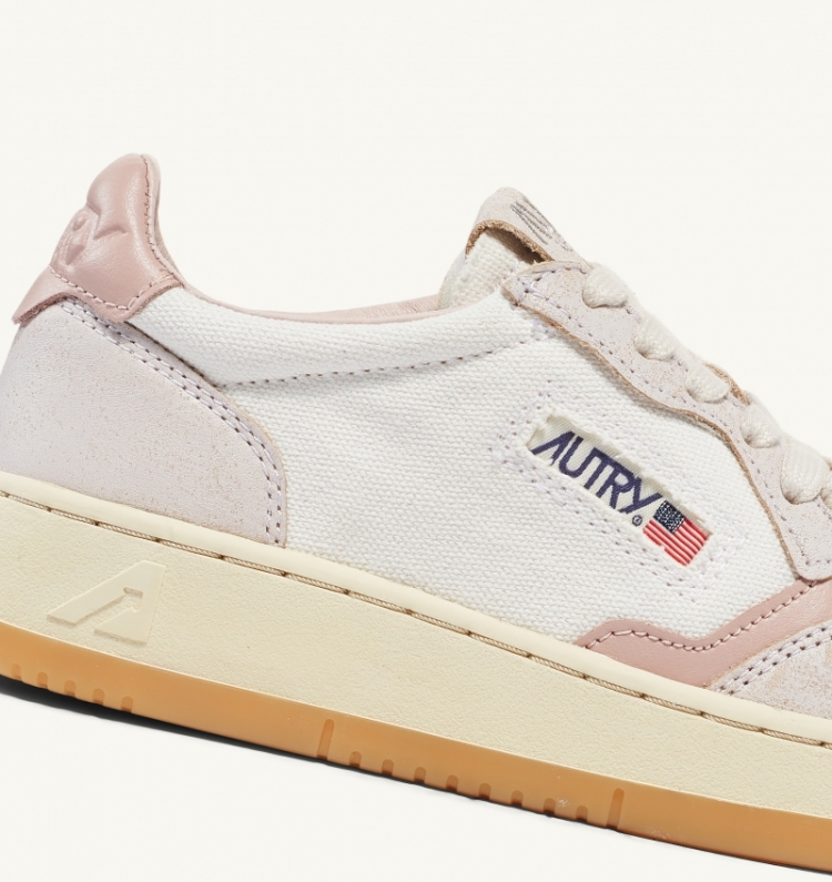MEDALIST LOW W DS05 WHT/POW