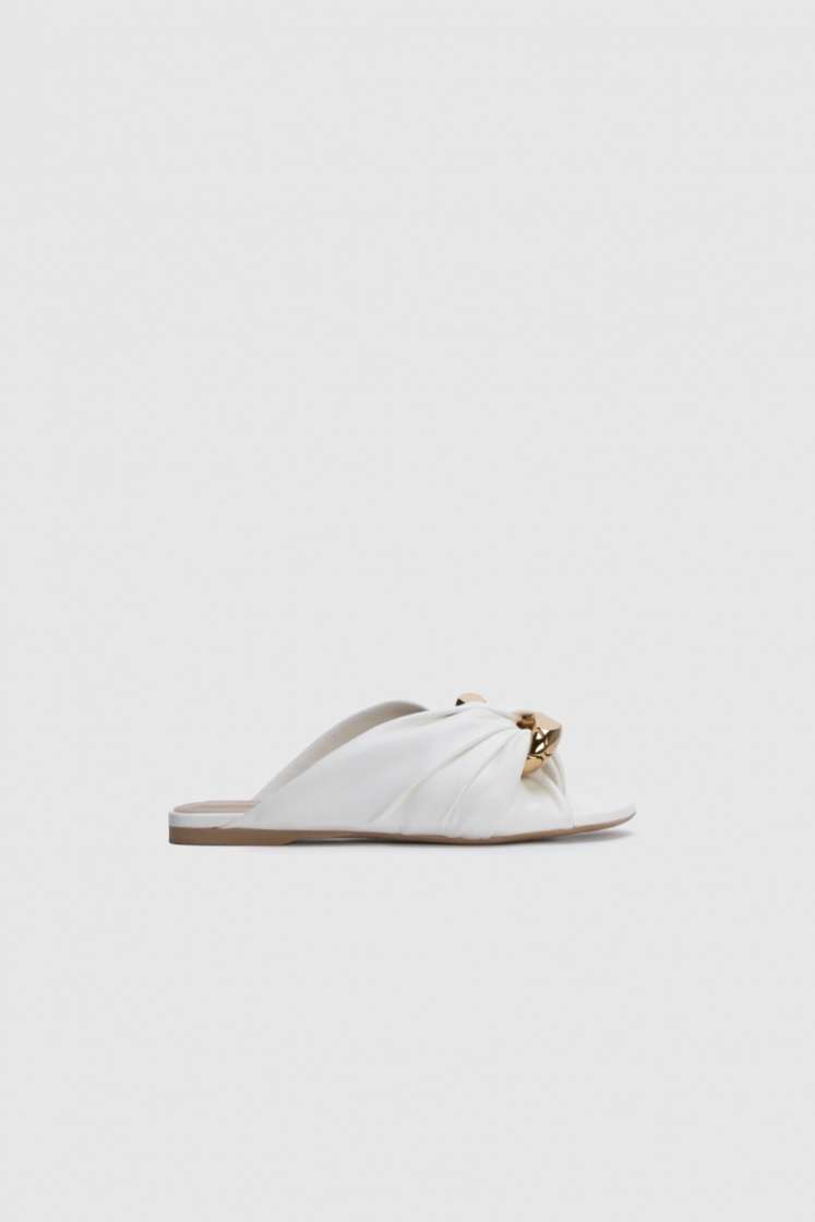 CORNER HEEL 103 White