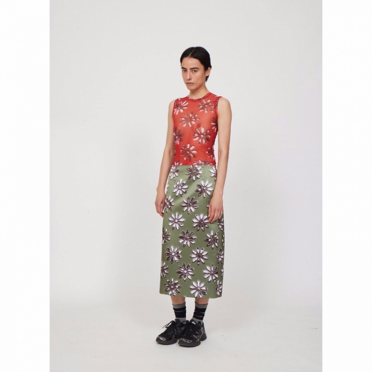 FITTED SLEEVELESS T-SHIRT RED