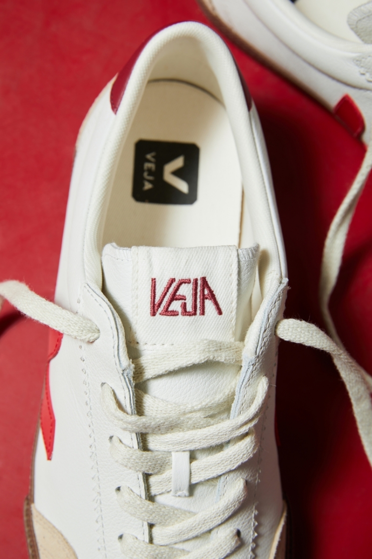 VOLLEY WHITE_PEKIN_BAR
