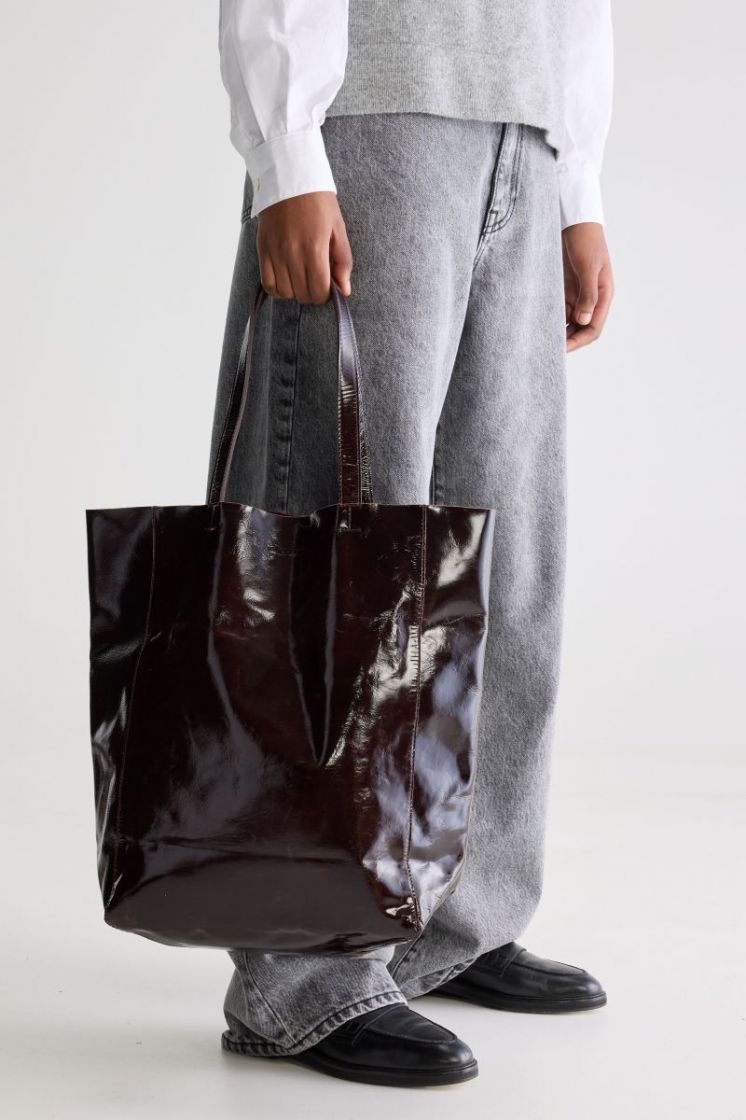 NIRYA52 M1011 - WINE