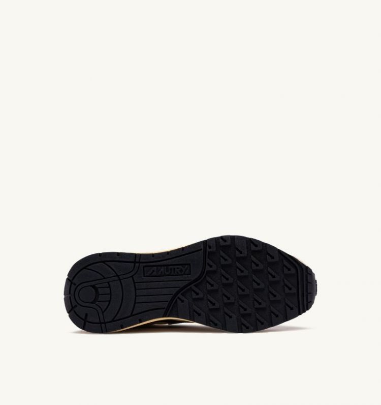 REELWIND LOW UT26 SUEDE/NET