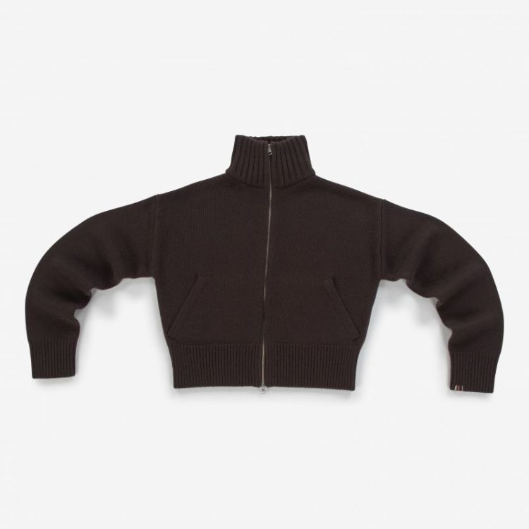 xtra fab 074 D.BROWN