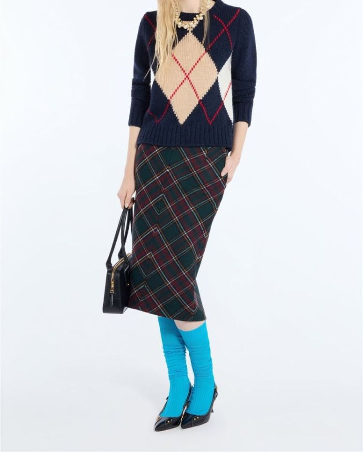 Round Neck Knitted 6689 Classic Bl