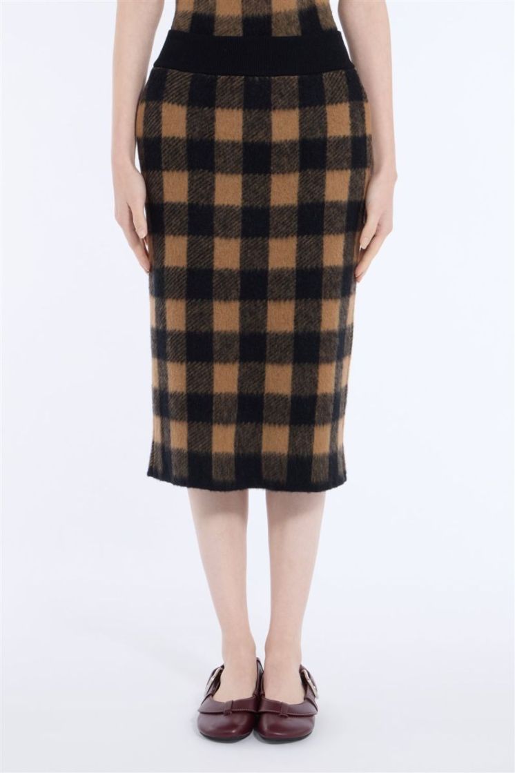 Knitted Skirt 3 Patterned