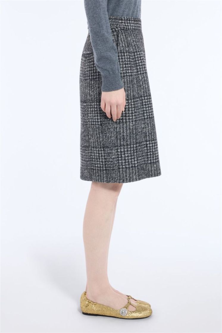 Woven Skirt Q981 Quadro-F.D