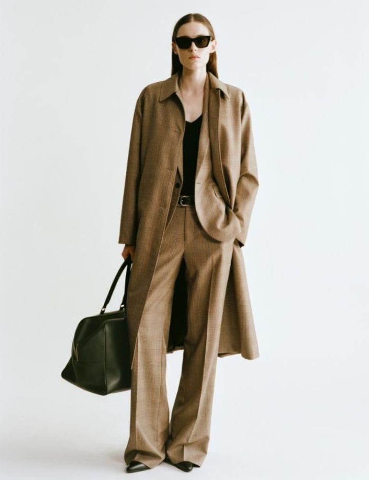 DIANE BLAZER - GLEN TAN