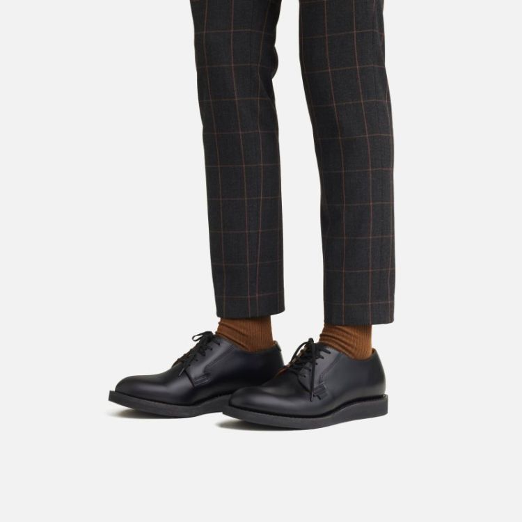 POSTMAN OXFORD BLK CHAP