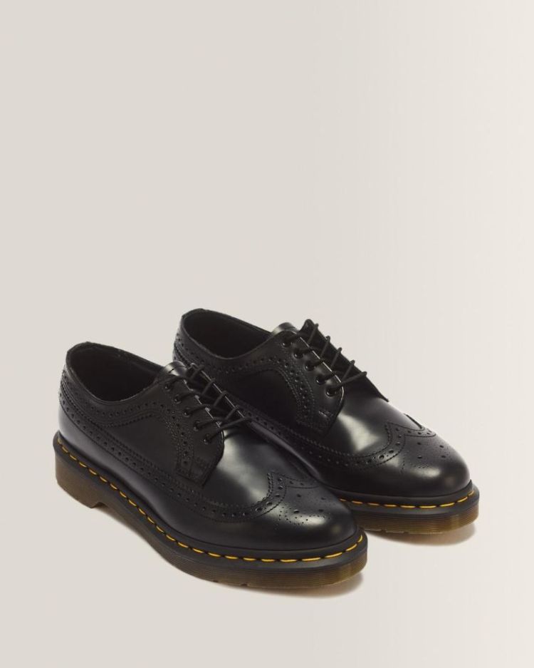 3989 Smooth Leather Brogue Sho BLACK